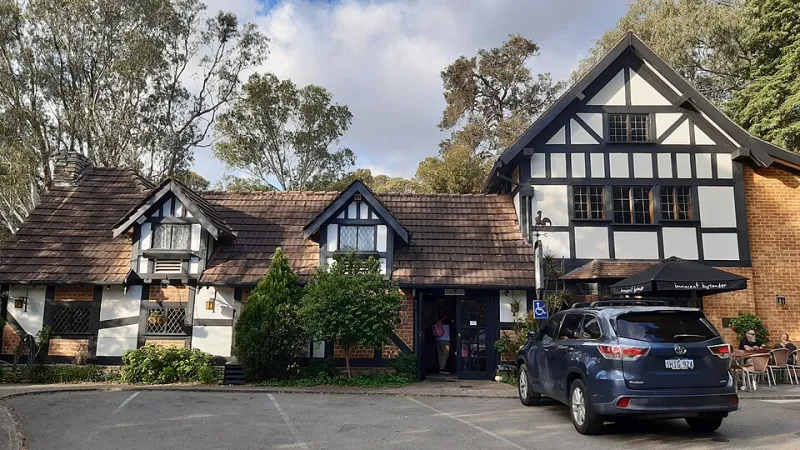 The Local at Your Fingertips: How Online Casinos Recaptured the Spirit of the Aussie Pub Session